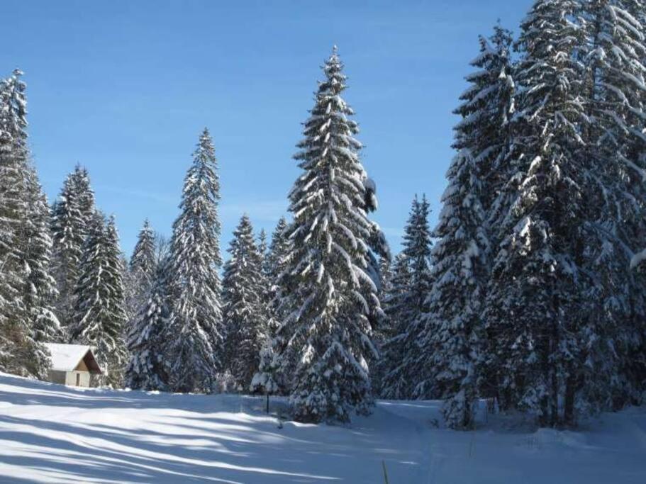Les Cabanes De Pellier Charcier Екстериор снимка